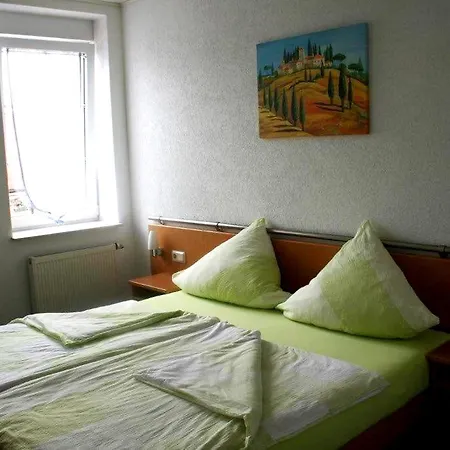 Pension Zur Krone 3*