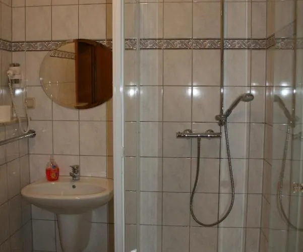 Pension Zur Krone Gasthuis 3*